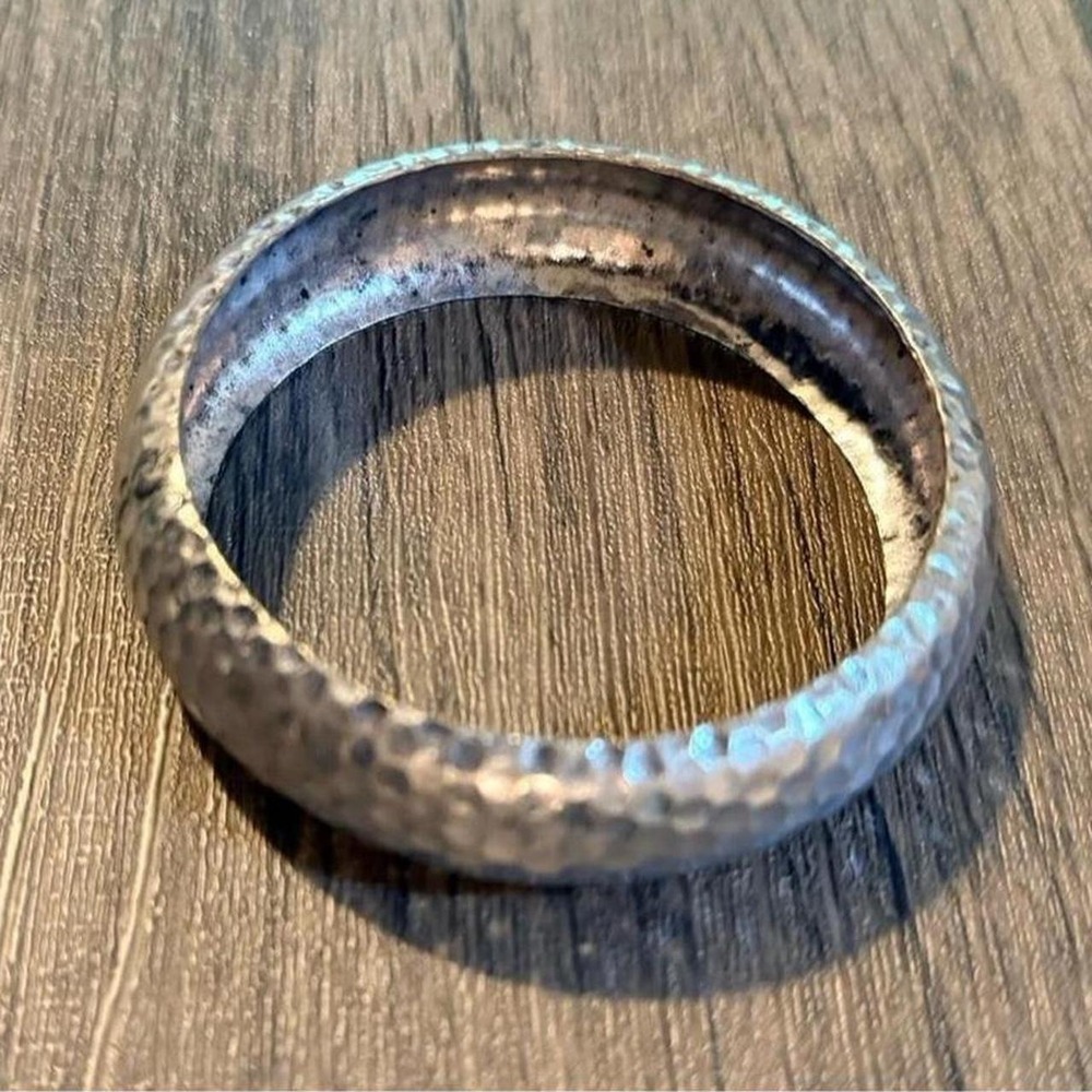 Silver Textured Vintage Bangle Bracelet